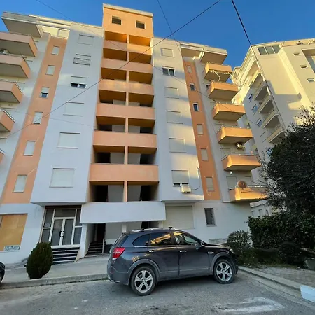 Kon Apartment *
